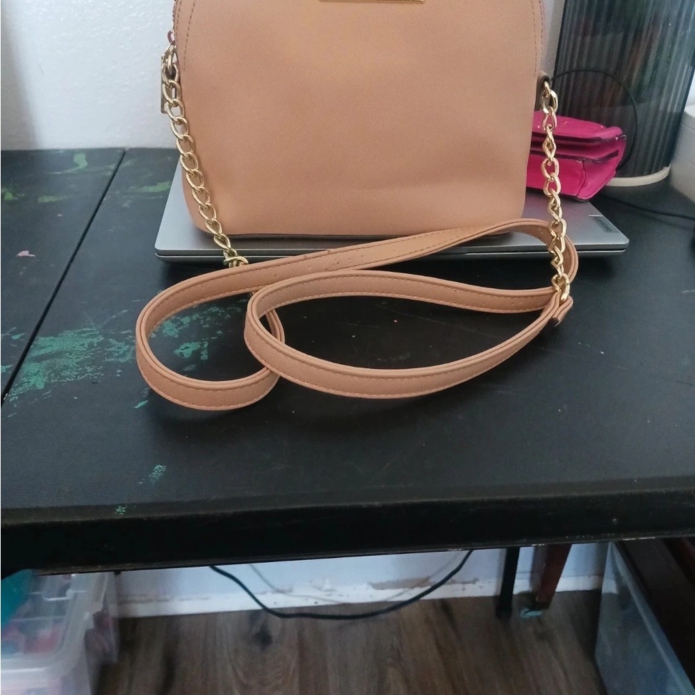 Purses - Picture 3 of 6
